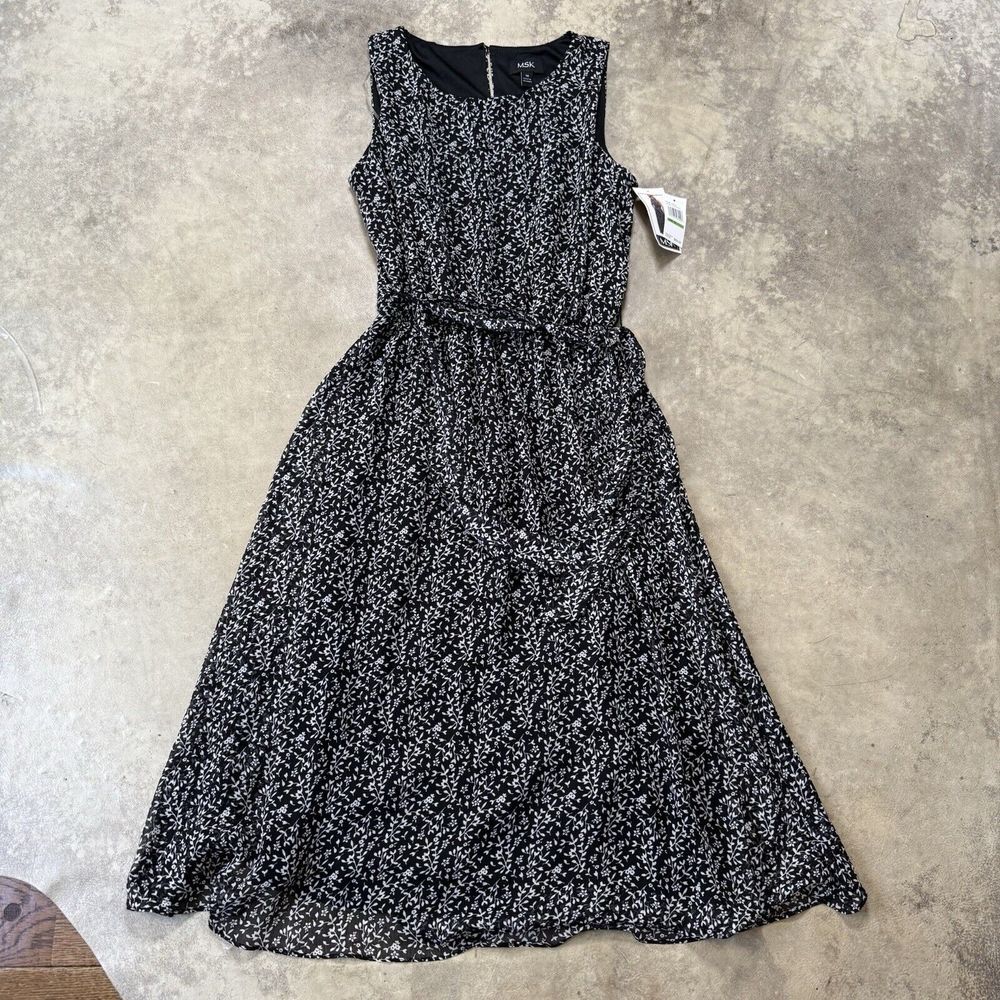 MSK Dress Women's Size 10 Black White Floral Tie Waist Sleeveless Lined Long